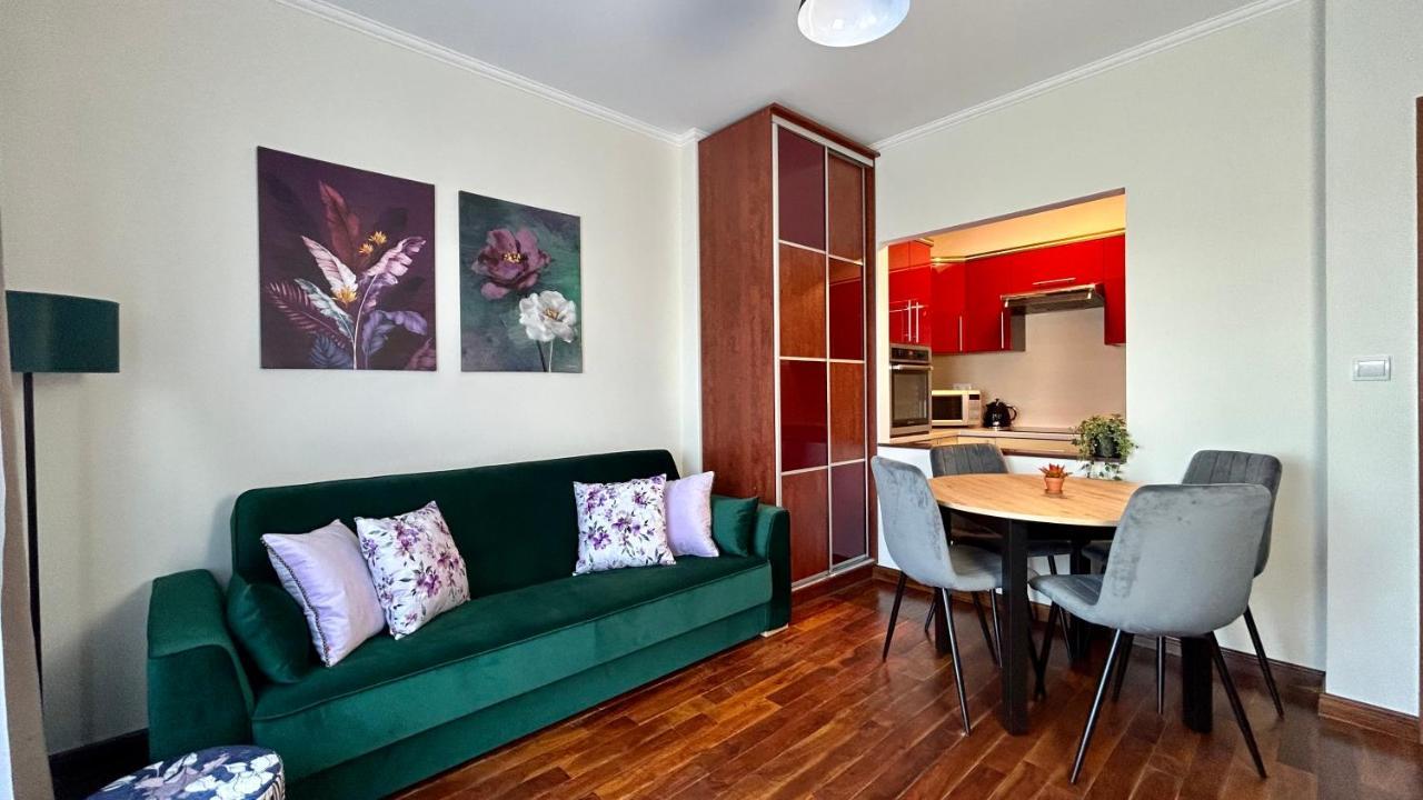 Mala Italia Apartments Вроцлав Екстер'єр фото