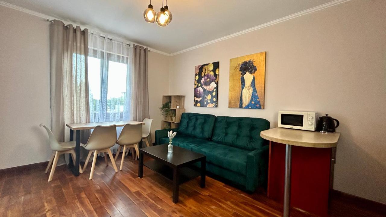 Mala Italia Apartments Вроцлав Екстер'єр фото