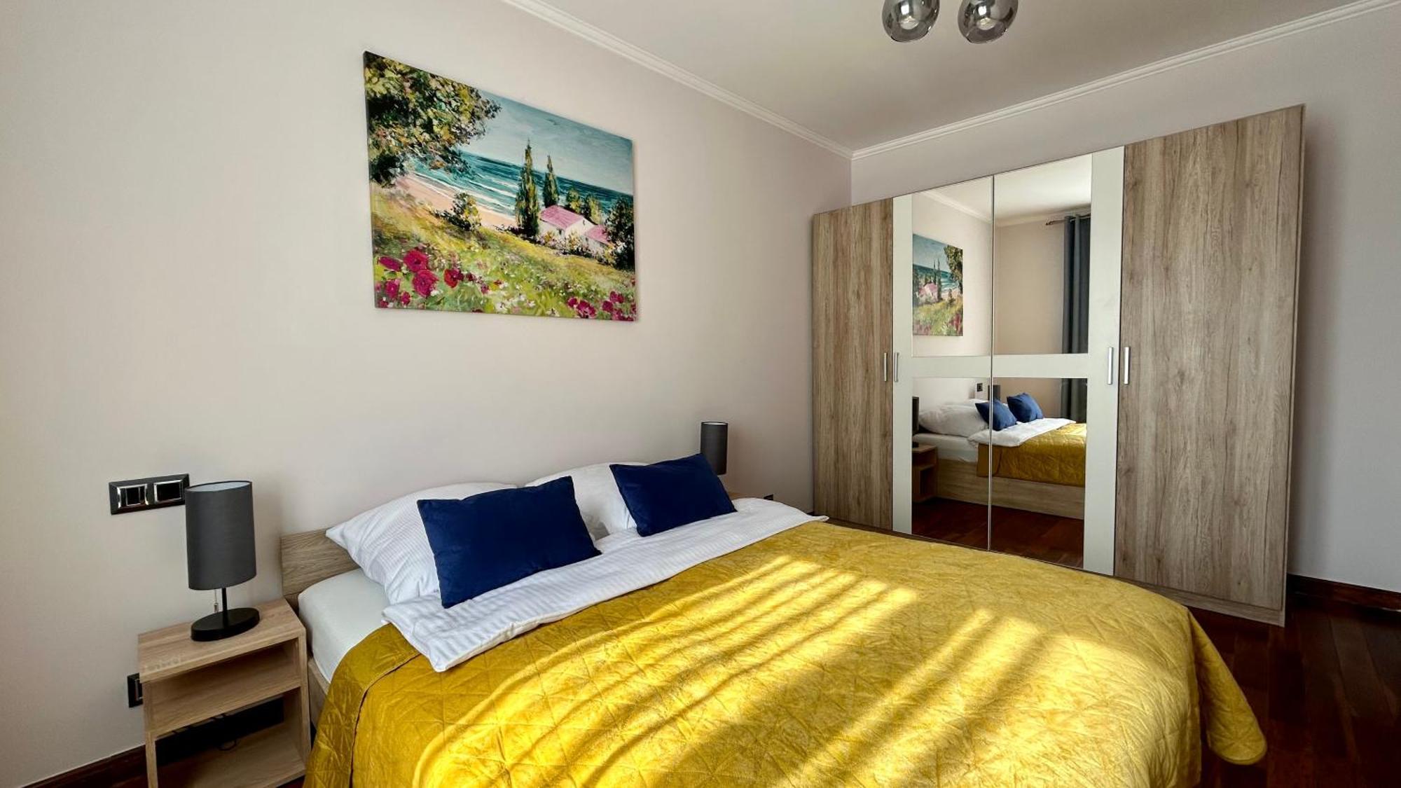Mala Italia Apartments Вроцлав Екстер'єр фото