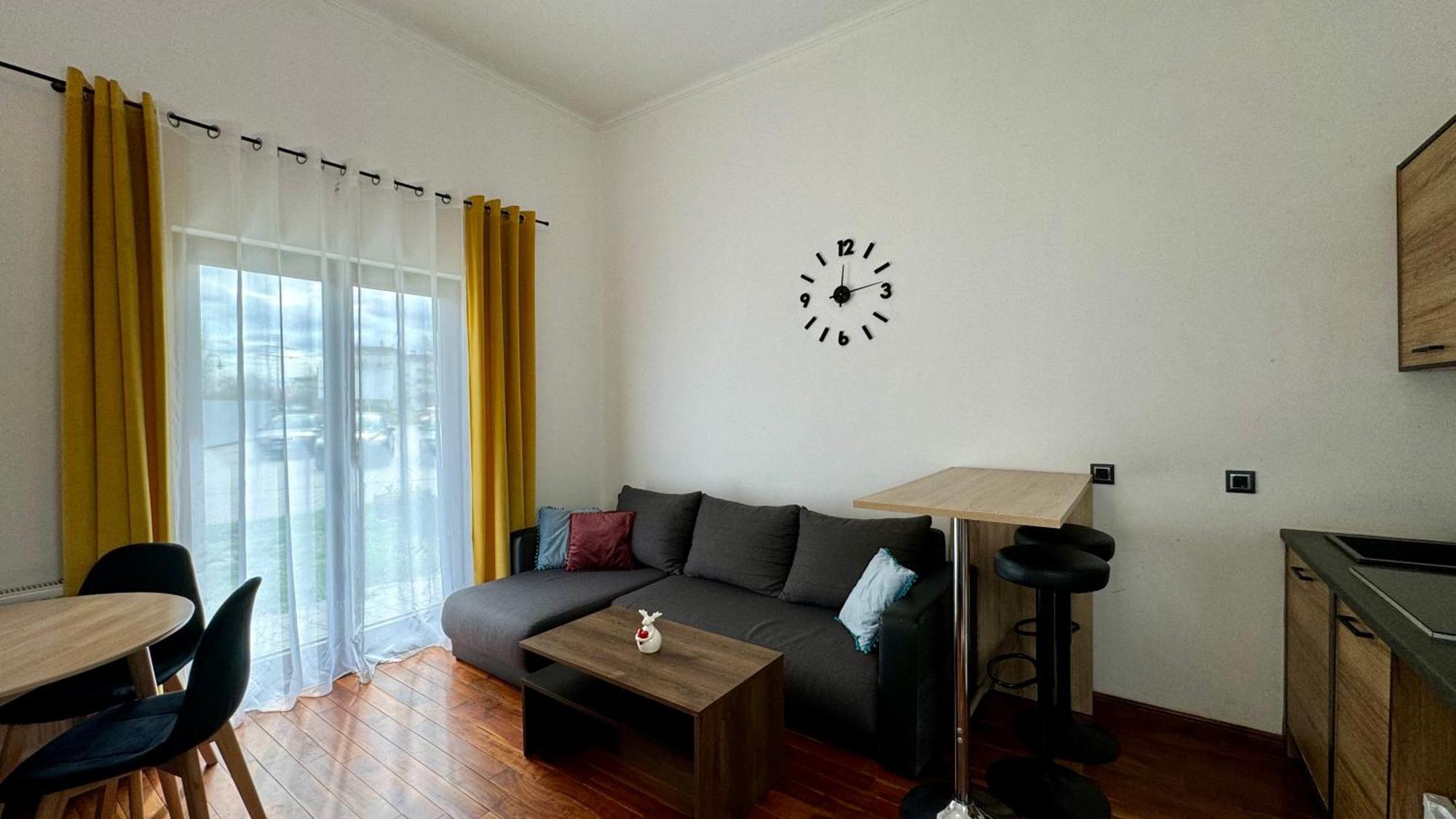 Mala Italia Apartments Вроцлав Екстер'єр фото