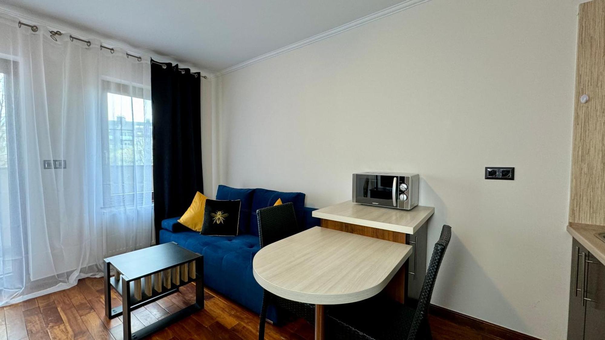 Mala Italia Apartments Вроцлав Екстер'єр фото