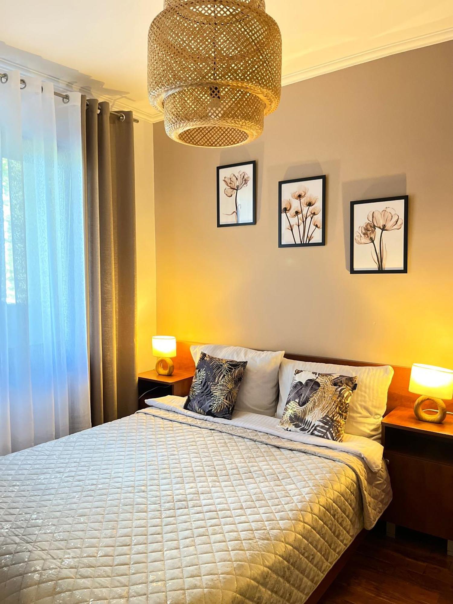 Mala Italia Apartments Вроцлав Екстер'єр фото