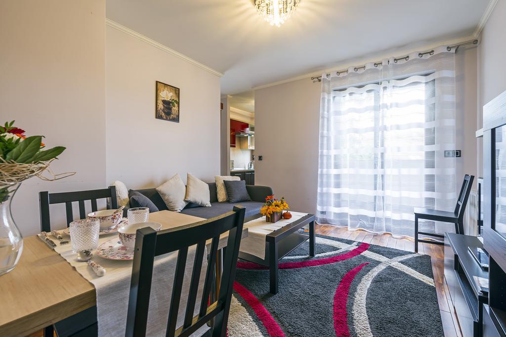 Mala Italia Apartments Вроцлав Екстер'єр фото