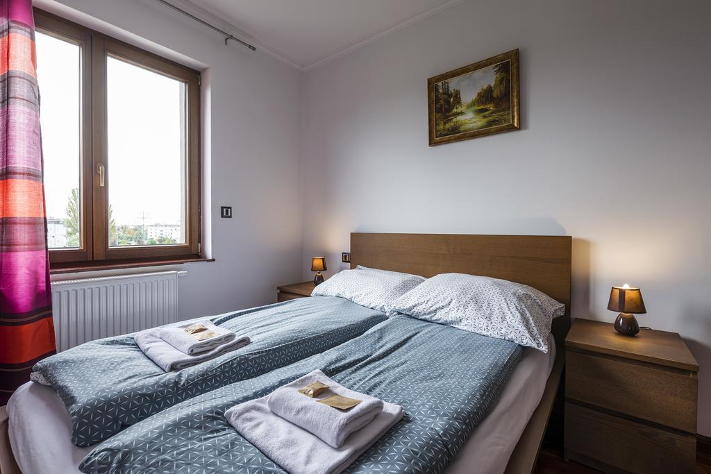 Mala Italia Apartments Вроцлав Екстер'єр фото