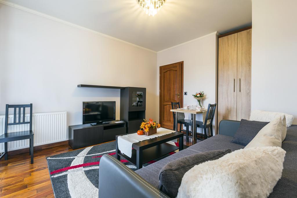 Mala Italia Apartments Вроцлав Екстер'єр фото