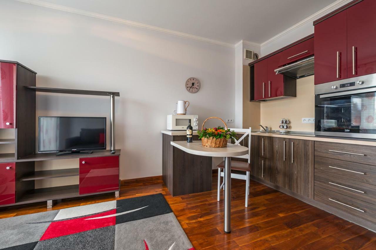 Mala Italia Apartments Вроцлав Екстер'єр фото